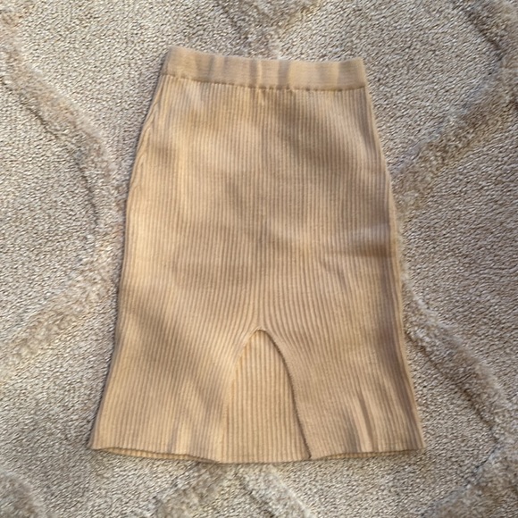 (S) Pink Lily Simple Excuse Knit Midi Skirt in Cream - Picture 2 of 2